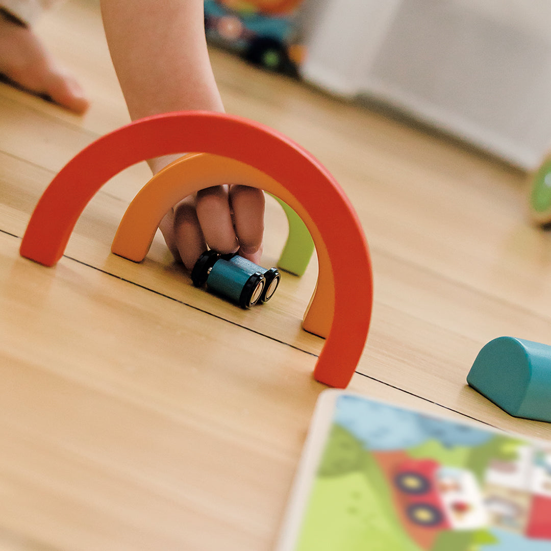 Tunnelspiel Puzzle "Fahrt durch den Regenbogen"