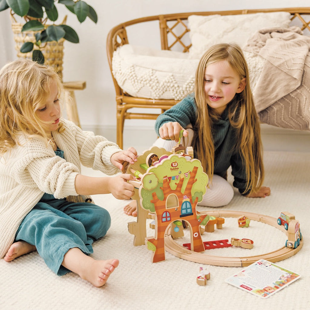 Spielwelt Baumhaus "Adventures with Bababoo and friends"