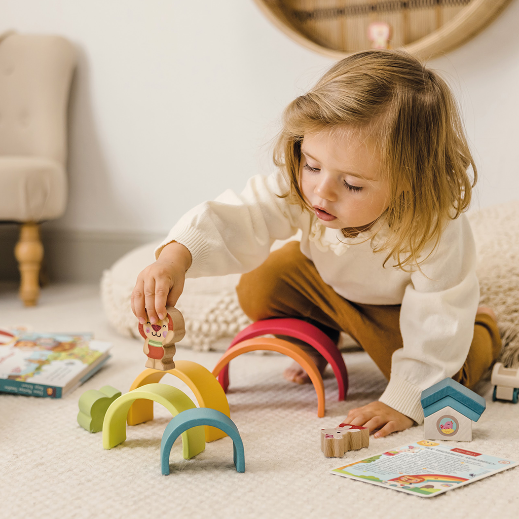 Stapel- und Figurenspiel "Zauberhafter Regenbogen"